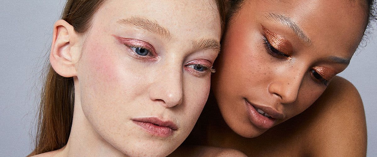 Нанасяне на очна линия