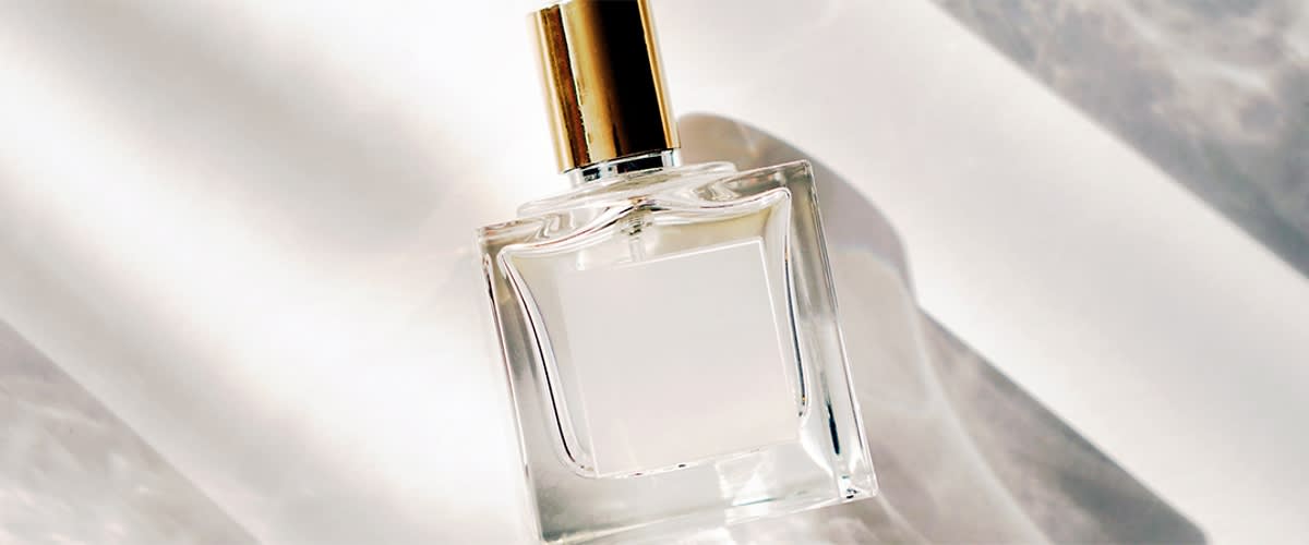 Парфюмът