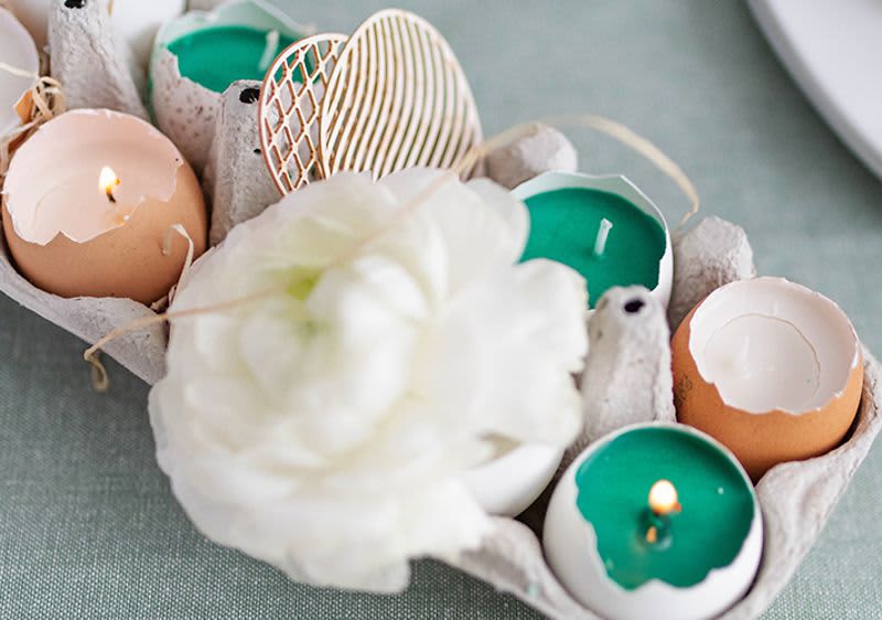 Нaправи си сам: Великденски свещи в яйчени черупки