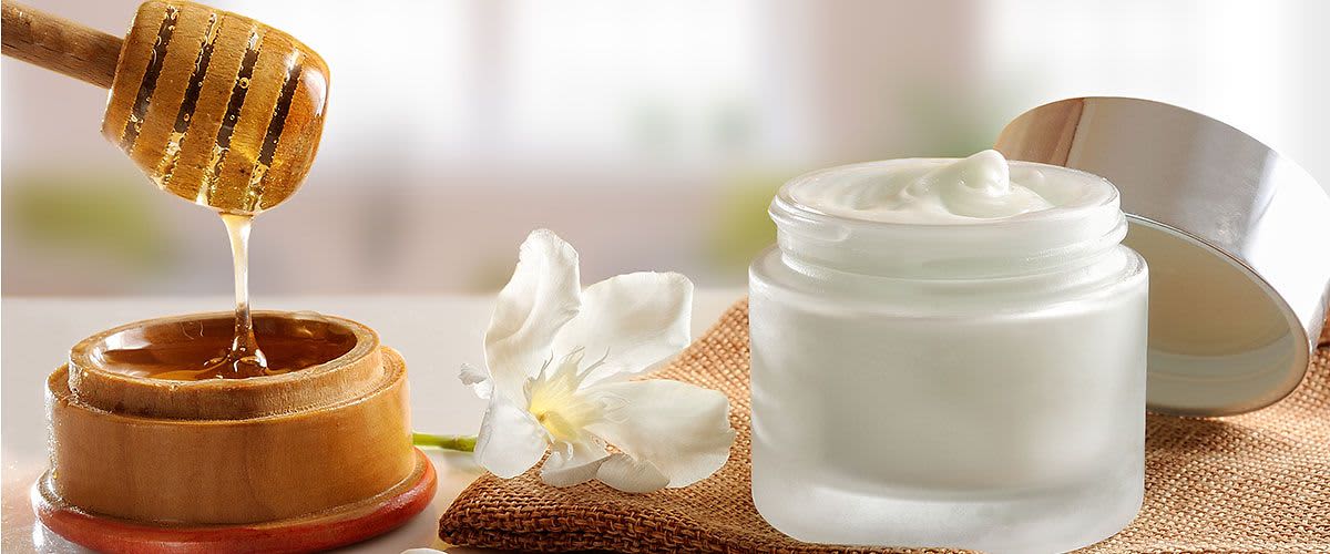 Медът – най-сладката козметика!