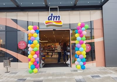 Твоят dm открива своя втори магазин в гр. Перник, в HOLIDAY PARK!