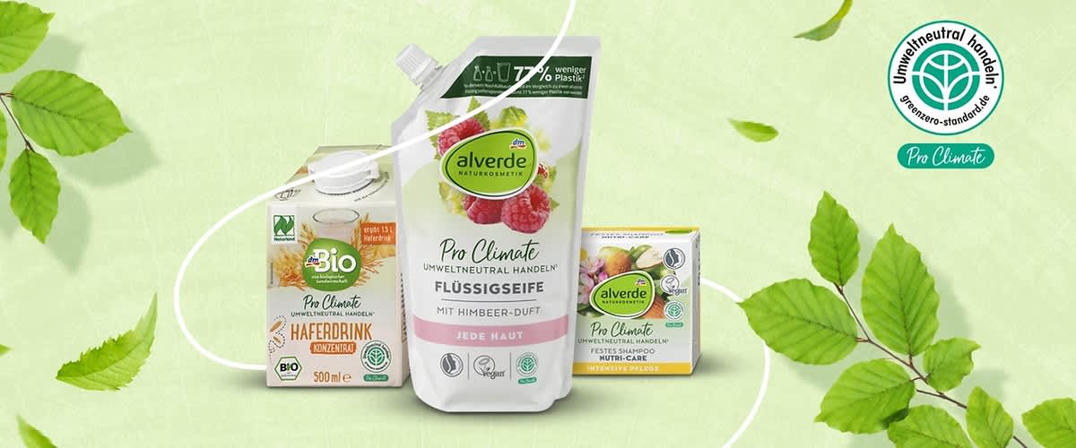 Pro Climate Produkte vor Seerosen