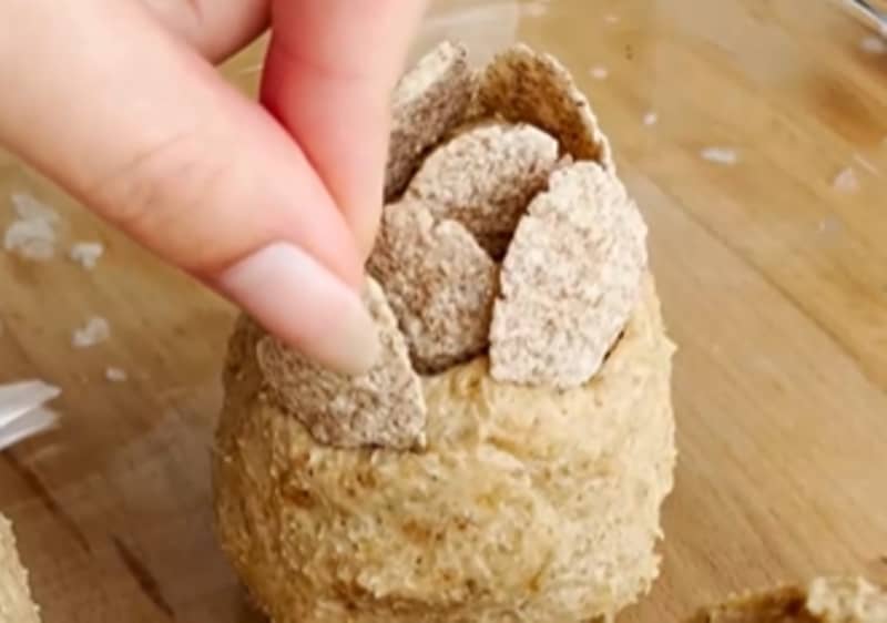 Winterliche Schoko-Tannenzapfen zubereiten