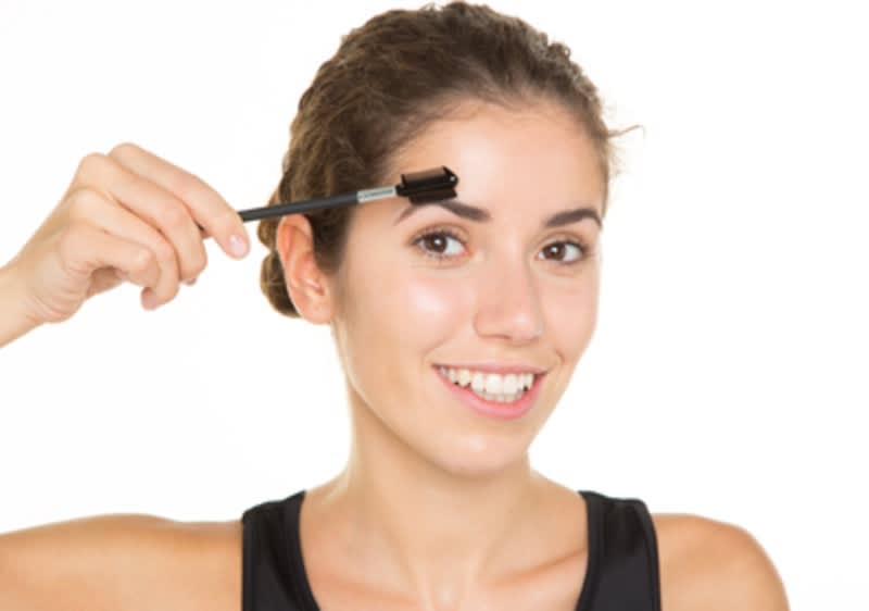 Oblikovanje obrva korak 4.