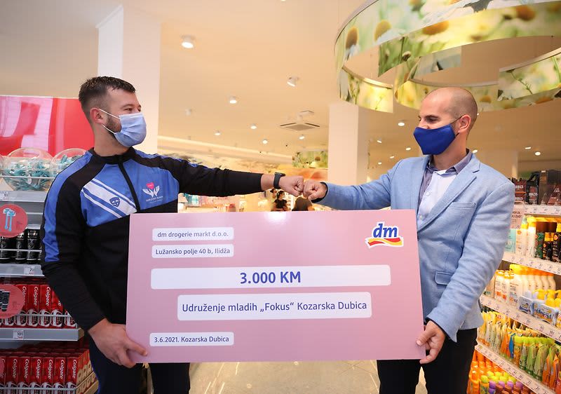 Otvorenje_dm_prodavnice_Kozarska_Dubica