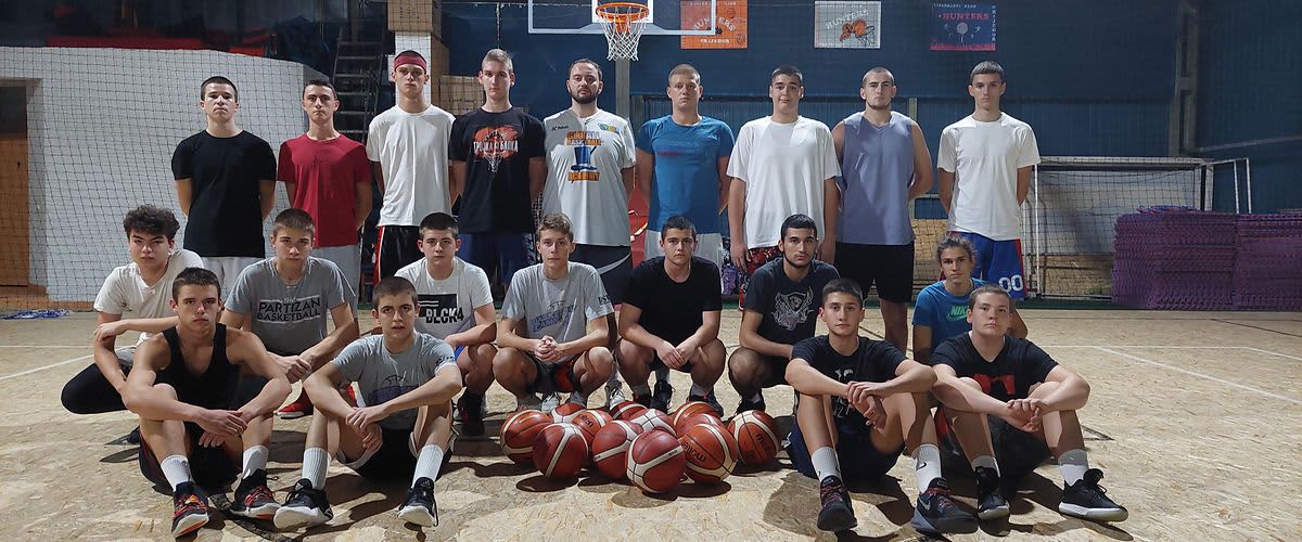 dm donacija KK HUNTERS-ima 