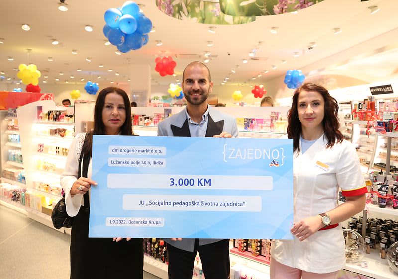 U Bosanskoj Krupi otvorena prva dm prodavnica