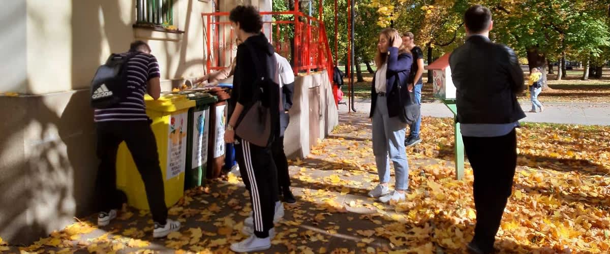 Kante za razdvajanje otpada postavljene na Ilidži
