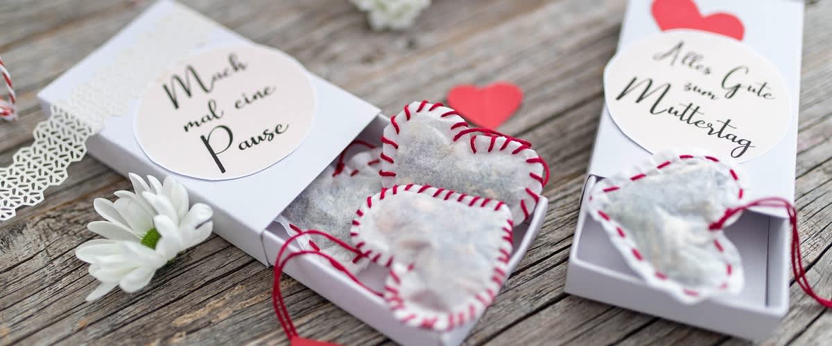 DIY poklon za ljubitelje čaja: vrećica u obliku srca za Dan žena