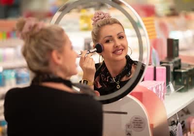 Mini make up eventi: Besplatno šminkanje i beauty savjeti u odabranim dm prodavnicama