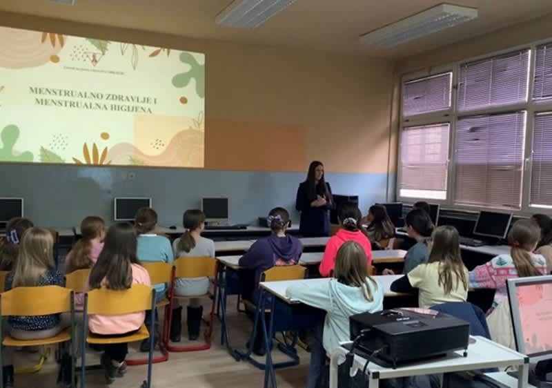 Uspješno realizovan projekt „Menstrualna higijena nije luksuz, nego osnovna potreba i pravo svake žene“