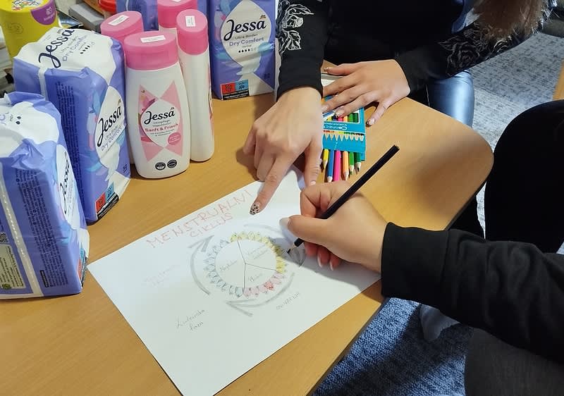 Uspješno realizovan projekt „Zajedno bez rizika, sa djevojčicama i djevojkama“