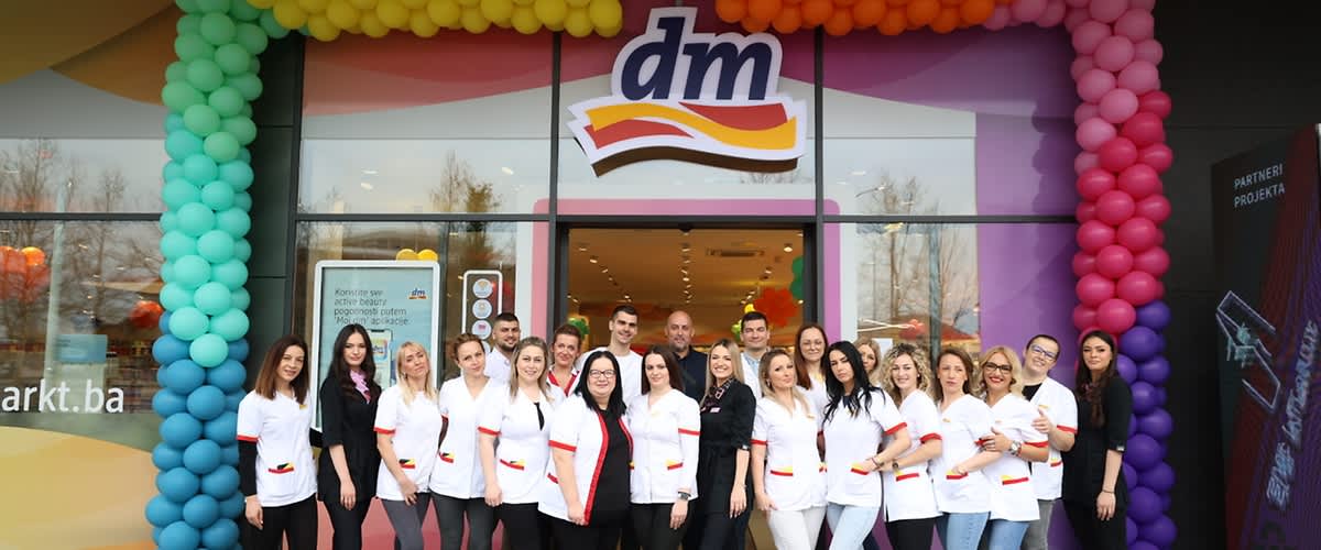 Djelatnici nove prodavnice u Laktašima