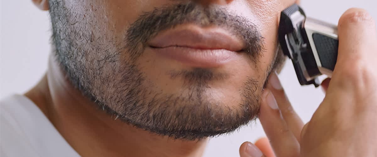 Muško brijanje