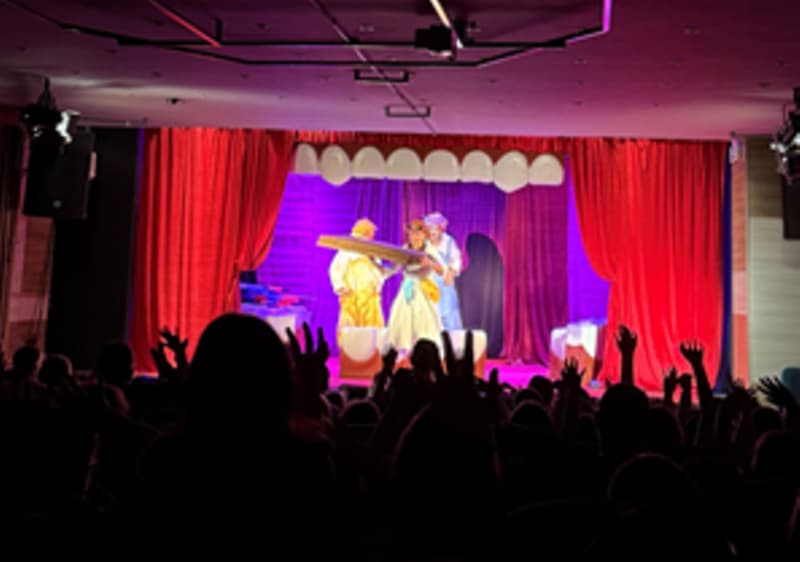 Predstava Karius i Baktus