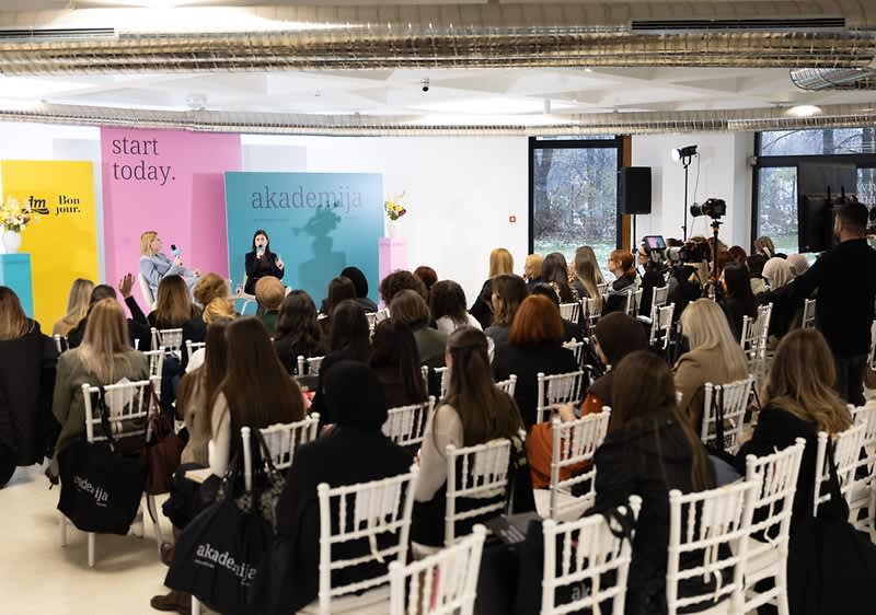 Sudionici na akademiji za poduzetnice