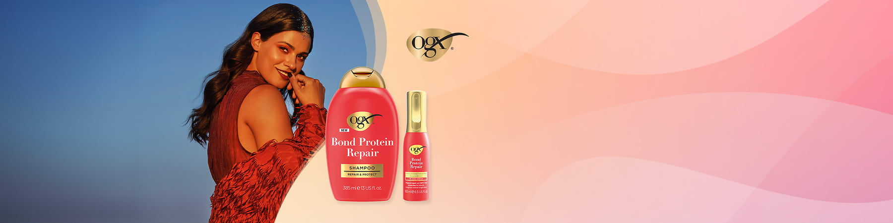 Šampon ogx Bond Protein Repair uz bočicu proizvoda i portret nasmiješene žene