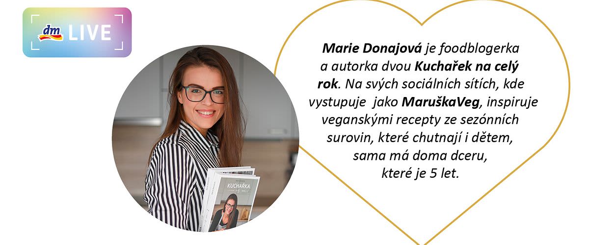 Foodblogerka s knihou v ruce, text o její práci a rodině v srdcovém rámečku