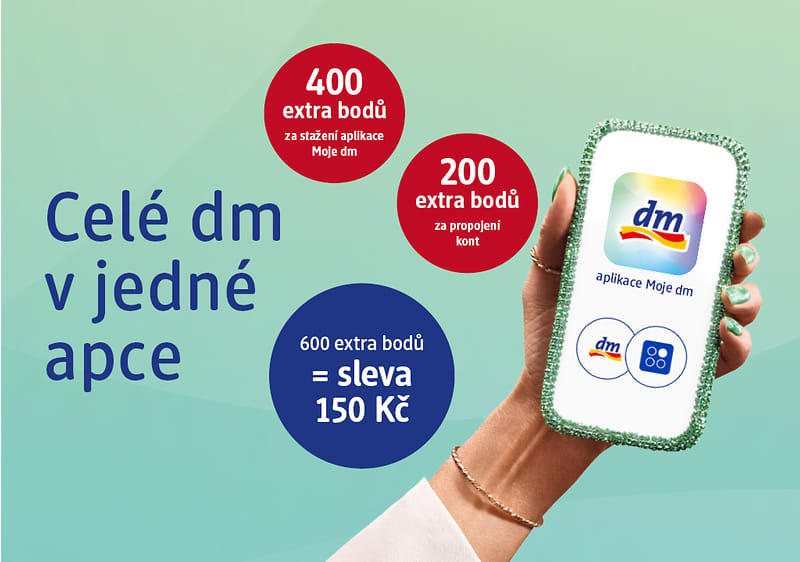 Plakát propagující aplikaci dm s mobilem v ruce a texty o získání extra bodů a slevě 150 Kč
