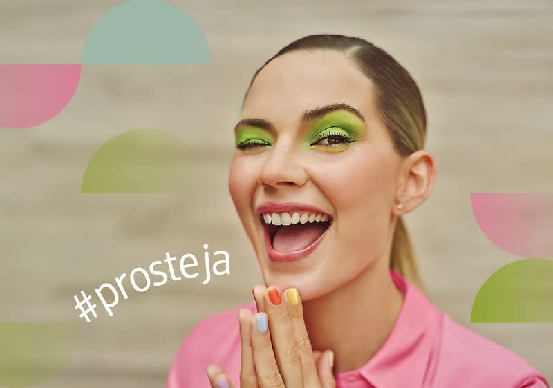 Zelená barva