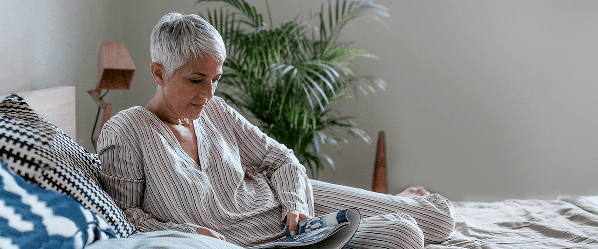 Žena s krátkými vlasy