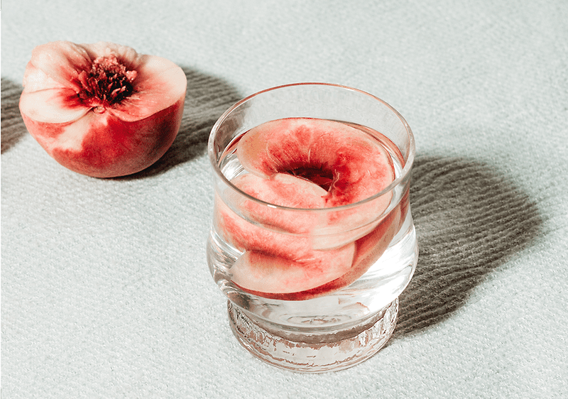 Broskev ve skleničce