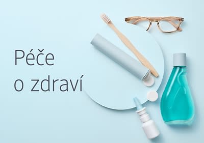 Zdravotní potřeby: kartáček, brýle, lahvička, kapky, text Péče o zdraví na modrém pozadí
