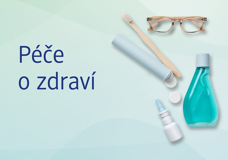 Zdravotní potřeby: kartáček, brýle, lahvička, kapky, text Péče o zdraví na modrém pozadí