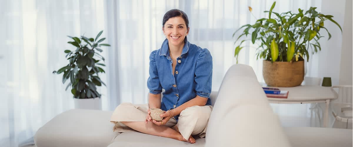 Lucie Nováková s kávou v ruce