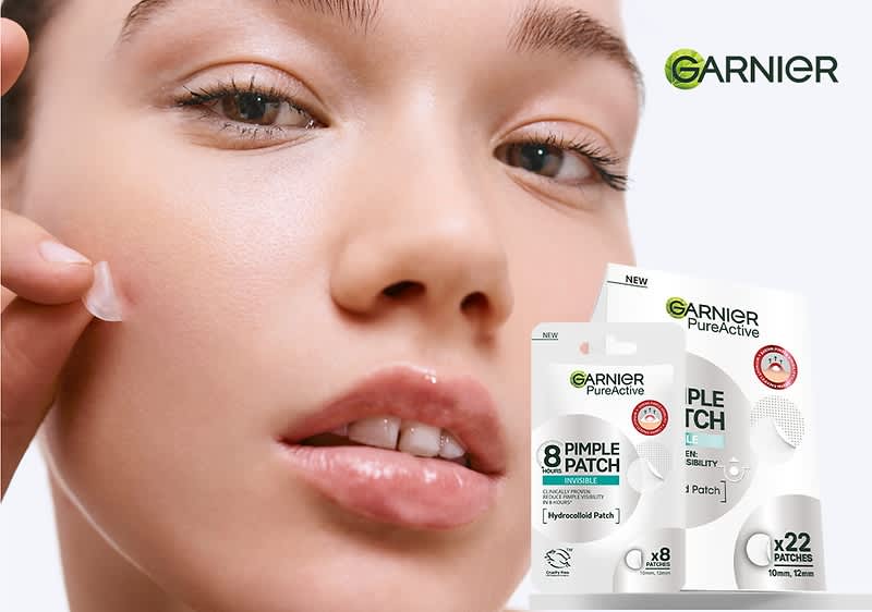 Obaly produktů Garnier Pure Active na bílém pozadí