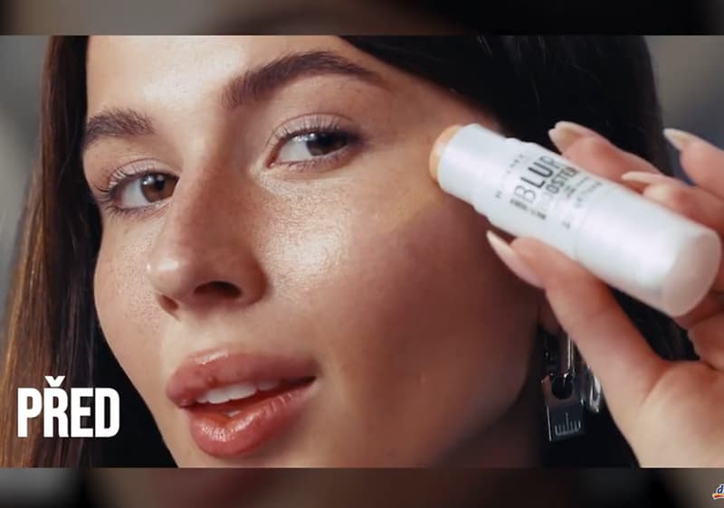 produkt Rimmel London Multi-Tasker blur booster