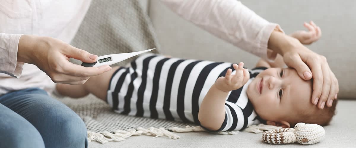 Měření teploty dítěte