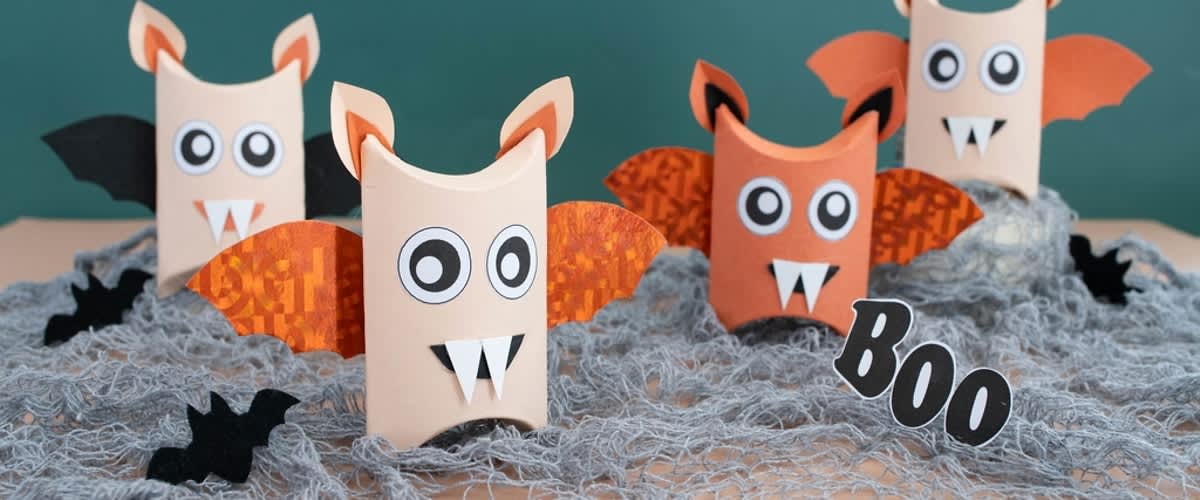 Netopýři jako halloweenská dekorace