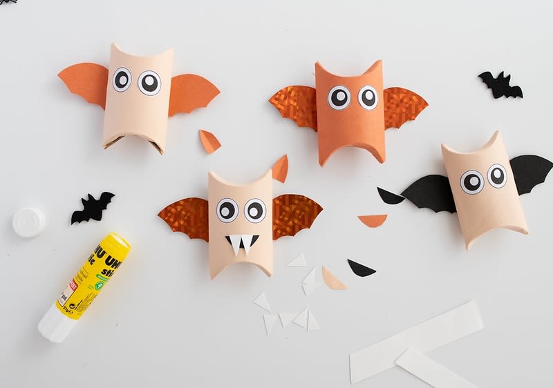 halloweenské dekorace z papíru - roztomilí netopýři