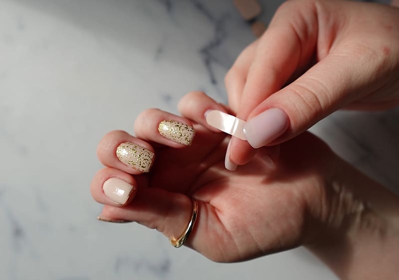 Nagelfolie zum Selbstkleben