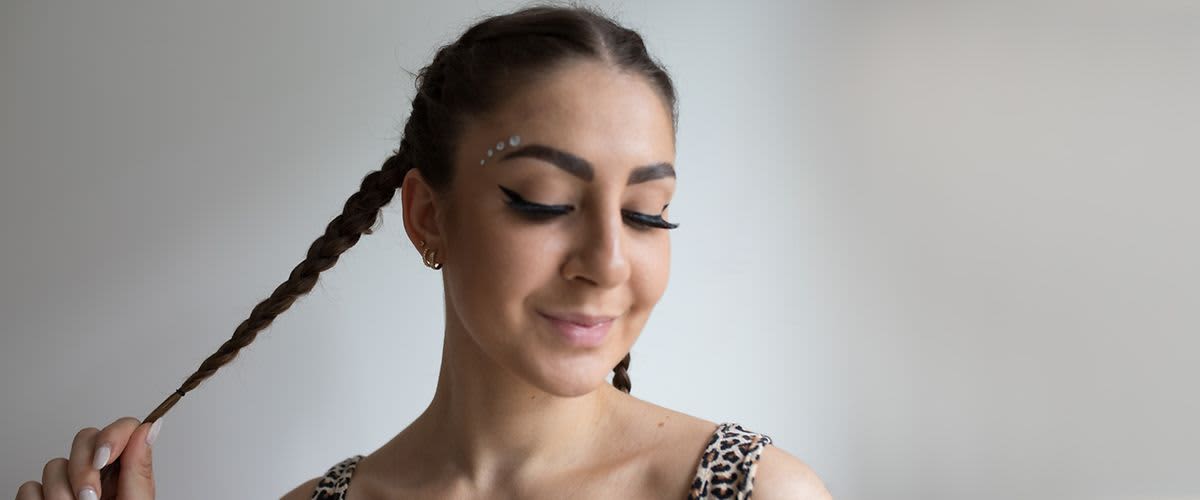 Festival Frisur mit geflochtenen Zöpfen