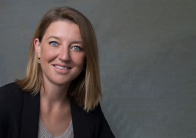 Hebamme Bettina Steger