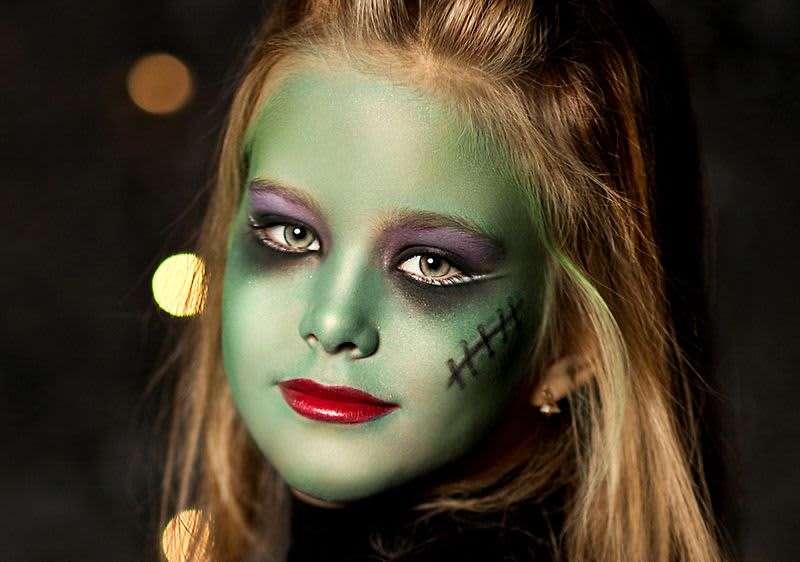 Kinderhexe schminken