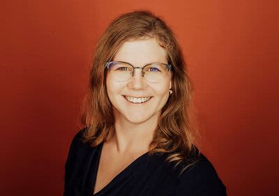 Hebamme Katrin Finker