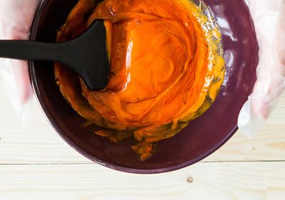 angerührte Haarfärbepaste 