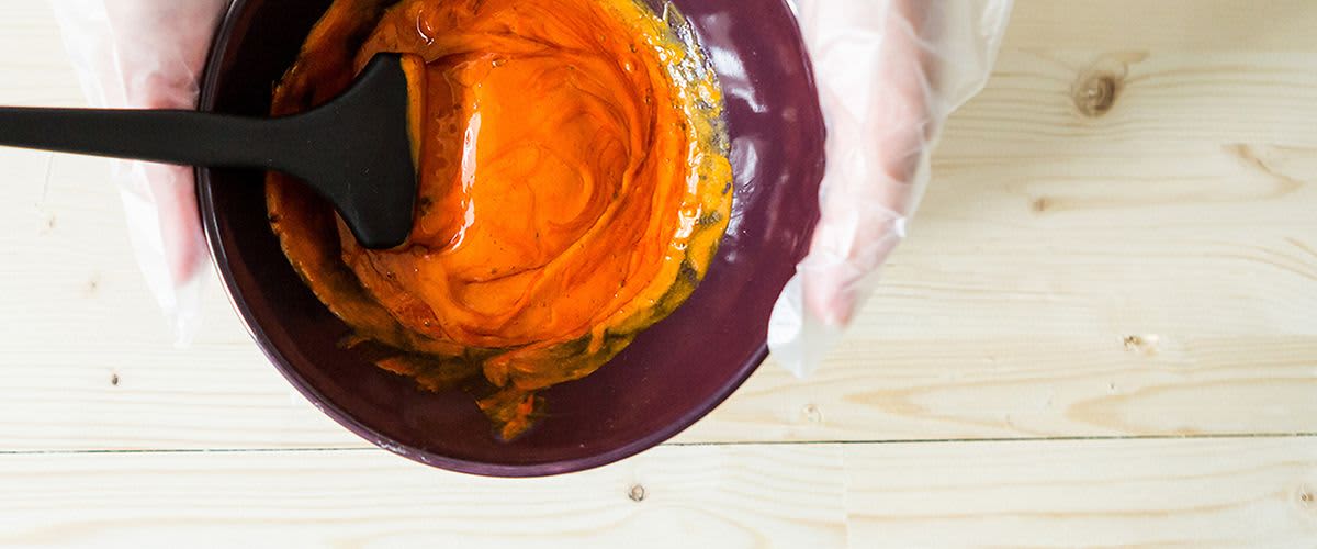 angerührte Haarfärbepaste 