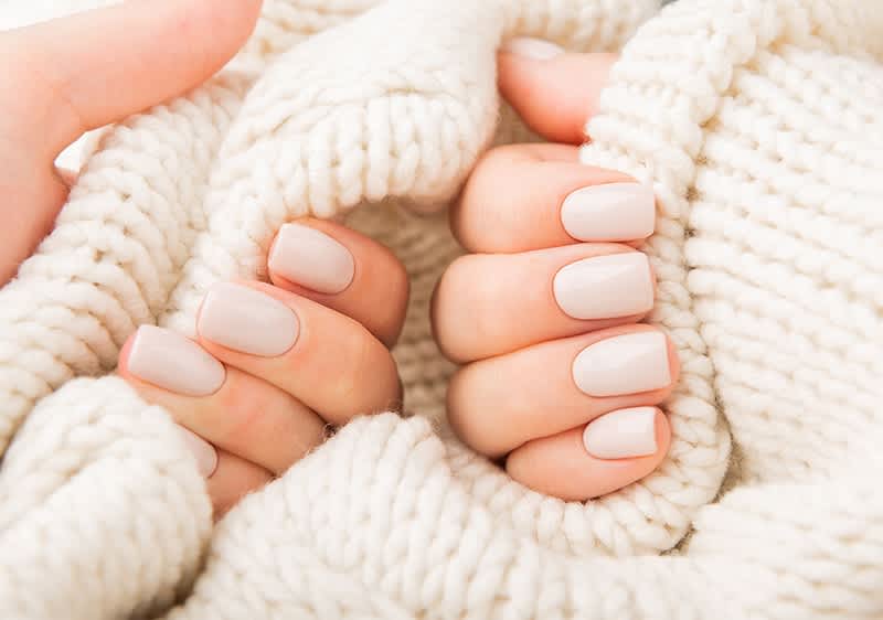 weiße Nägel