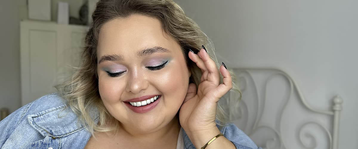 Mädchen mit Konzert Make-up