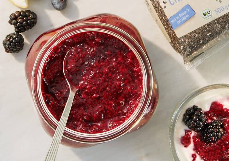 Brombeer-Blaubeer-Chia-Aufstrich 