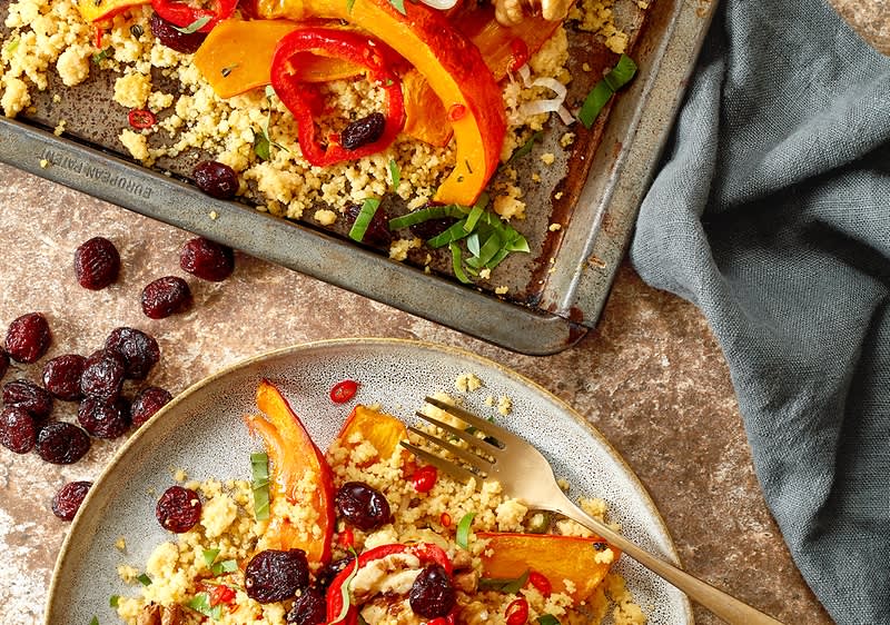 Veganer Kichererbsen-Couscous mit Kürbis 