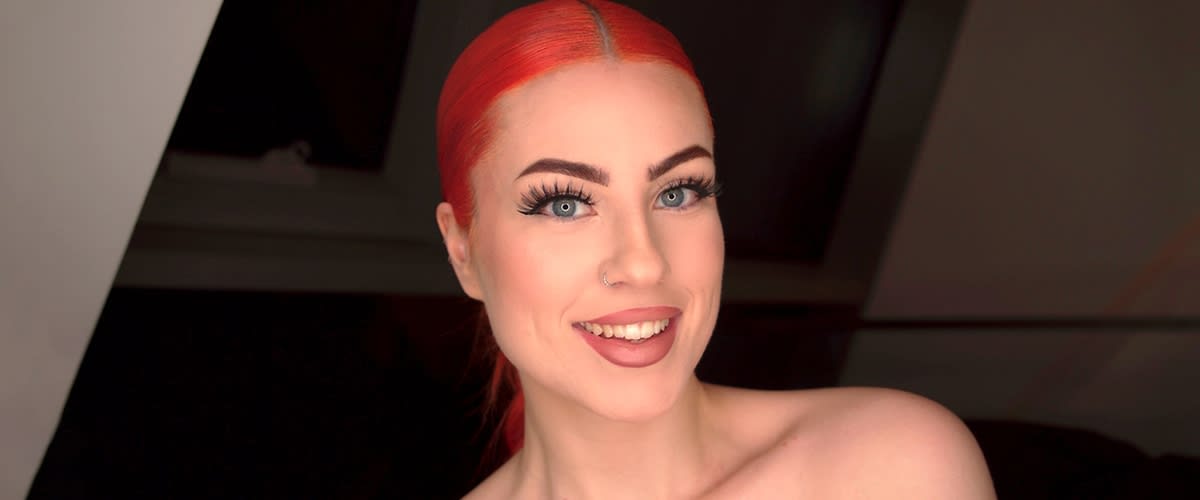 Frau mit Abend-Make-up