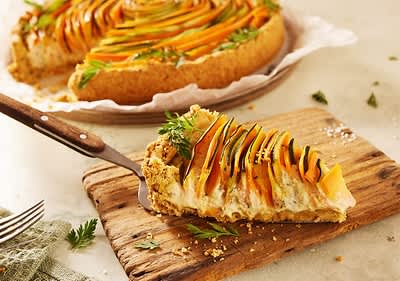 Vegane Quiche mit Möhren und Zucchini