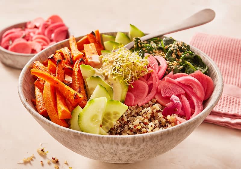 Bowl mit pickled onions