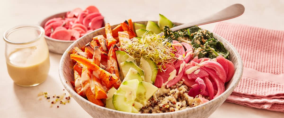 Bowl mit pickled onions