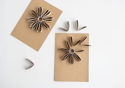 Upcycling-Karten aus Toilettenpapierrollen 